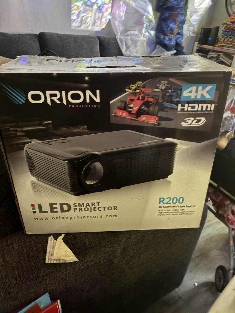 Orion R200 Smart Projector