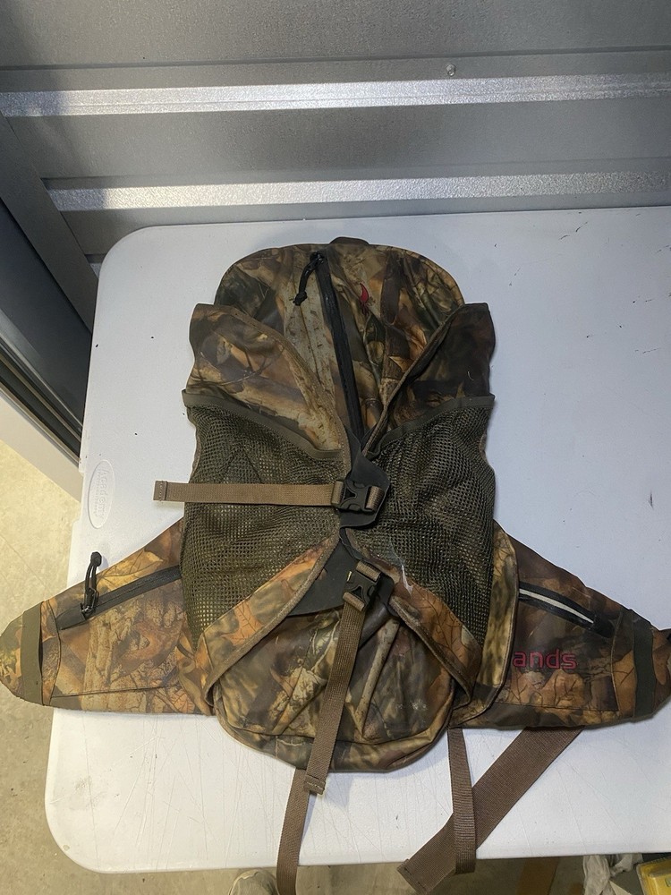 Badlands Hunting Backpack Camo Used