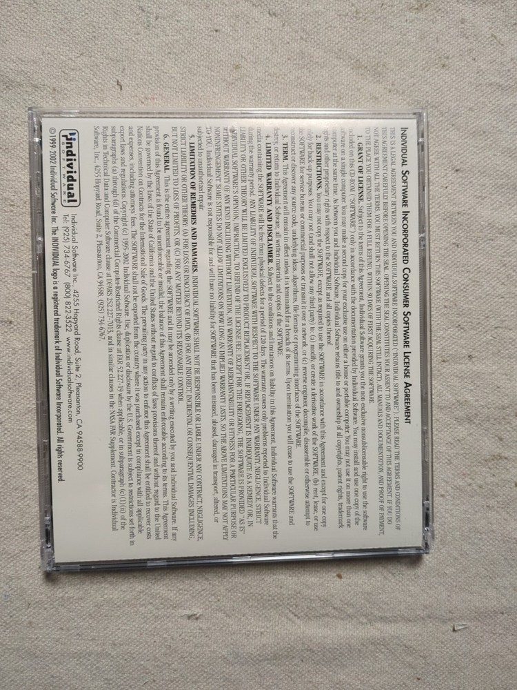 Typing Instructor Deluxe.( 2002 Individual Software).