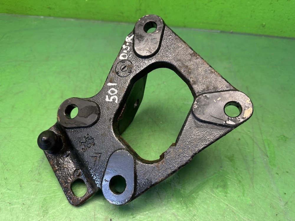 VAUXHALL COMBO E RIGHT Rear Subframe bracket Hinge Clevis 9813633580
