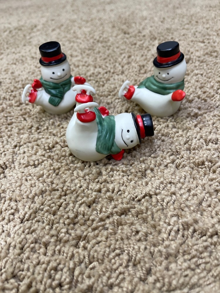 3 coyne's  Fine bone China Snowman
