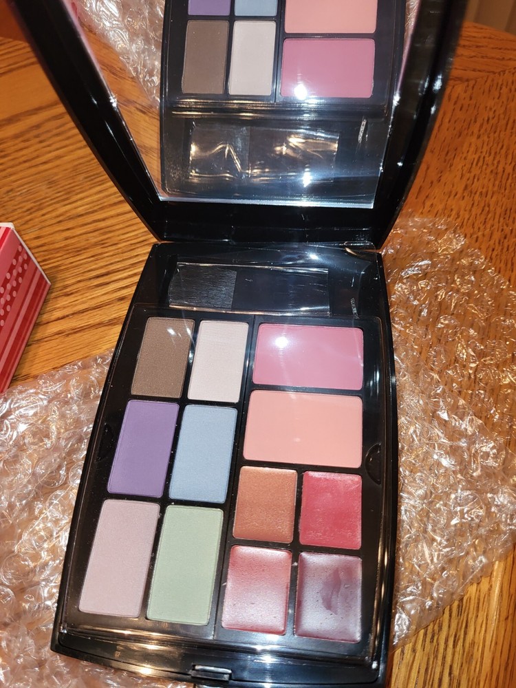 Avon 2004 all over color palette