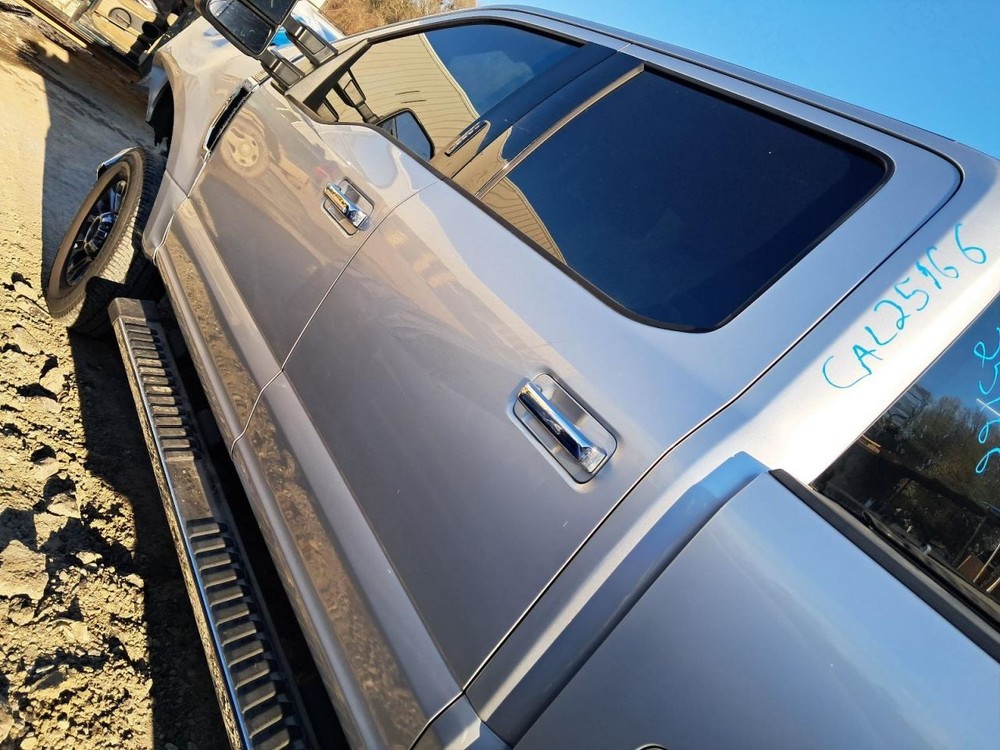 F250SD 2018 Glove Box 4897549