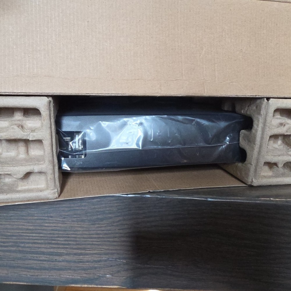 Seagate Central Shared Network Storage NAS 2TB SNR01C New In Box