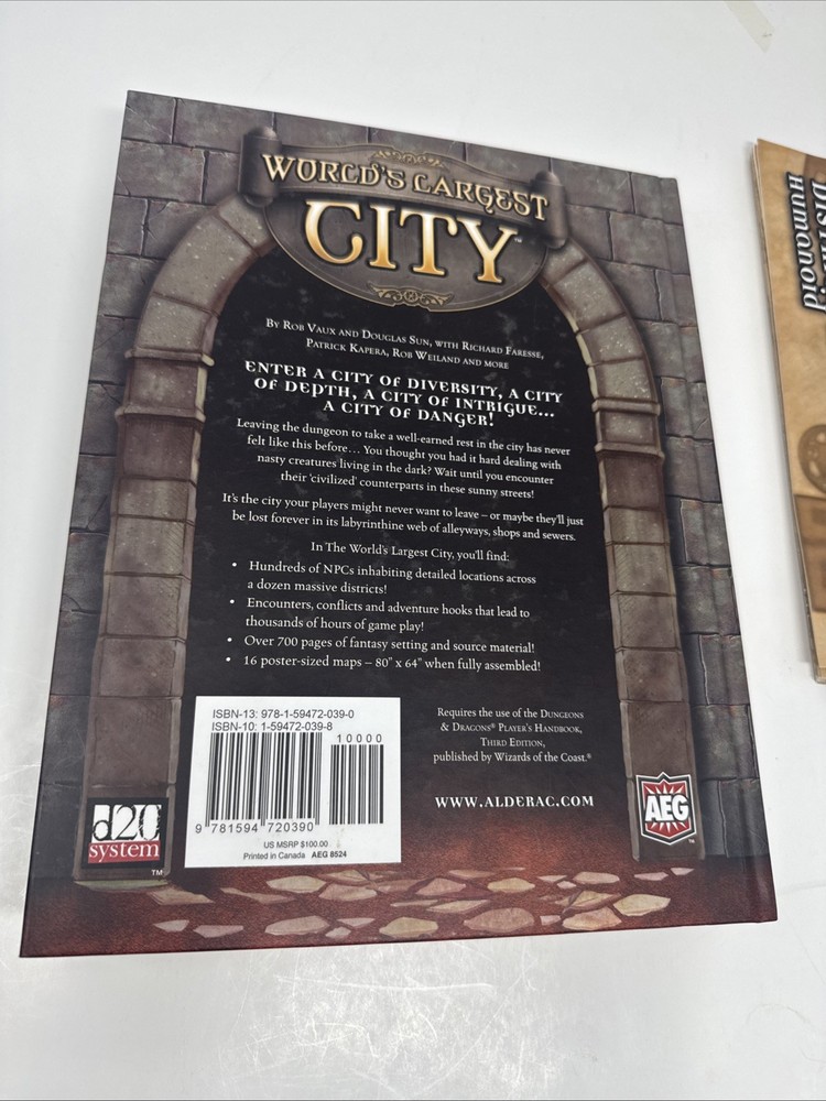 Worlds Largest City Dungeons & Dragons 3rd Edition Hardcover missing one Map