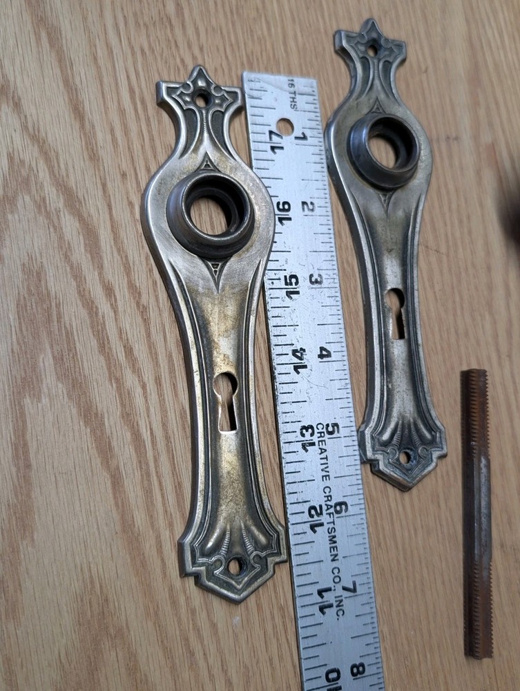 ANTIQUE VINTAGE ORNATE MORTISE LOCK SET, KNOBS & BACKPLATES, 1 KEY