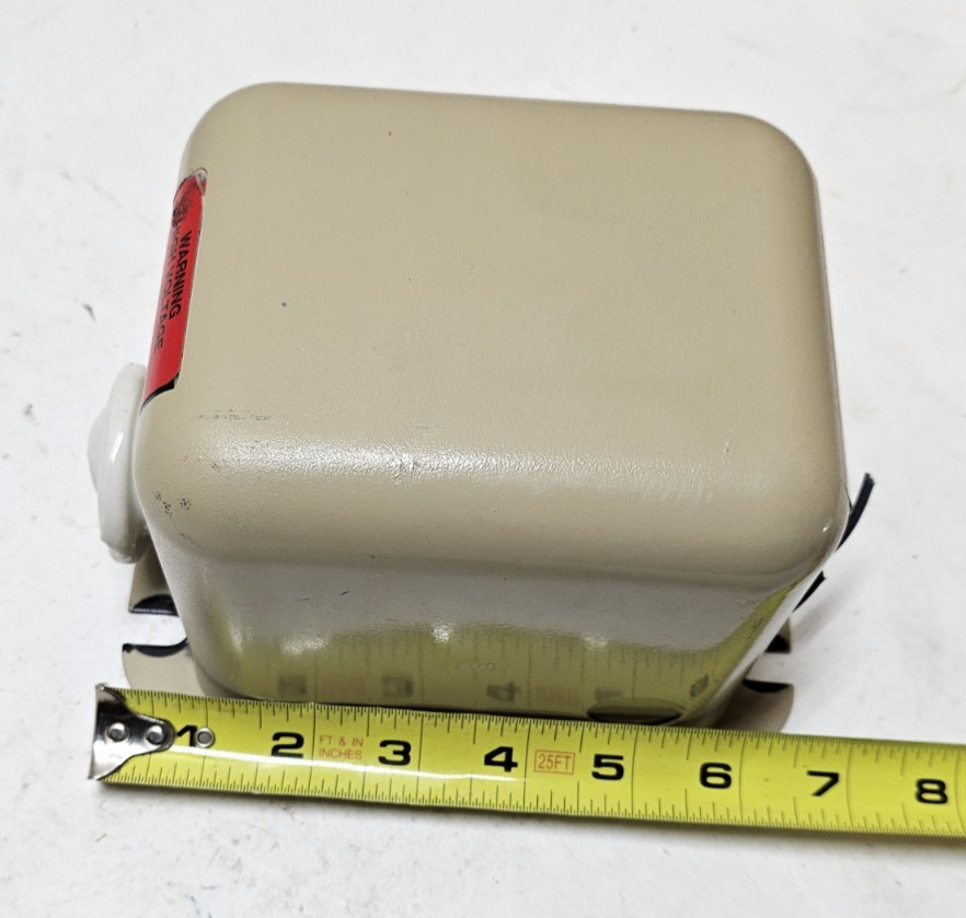DONGAN A06-SC2 120V Interchangeable Ignition Transformer (Used)