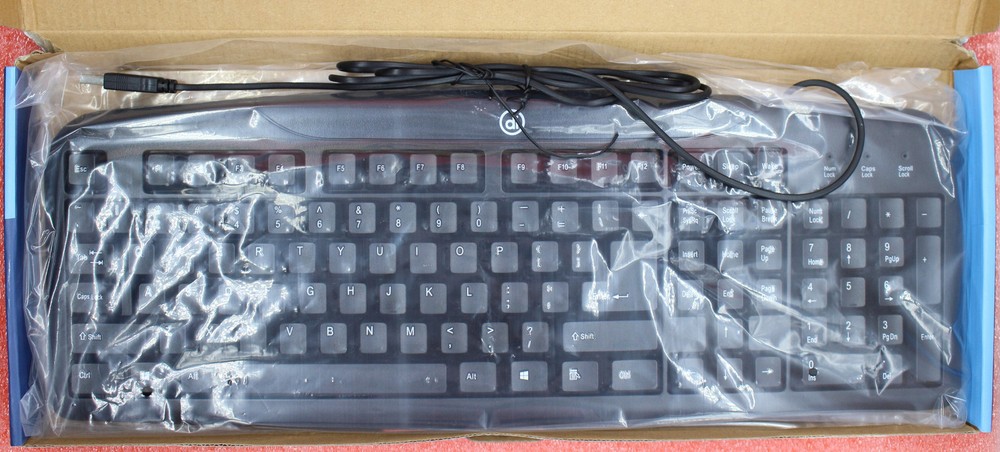 4250500 - Digital Innovations Classic USB Keyboard (NEW)