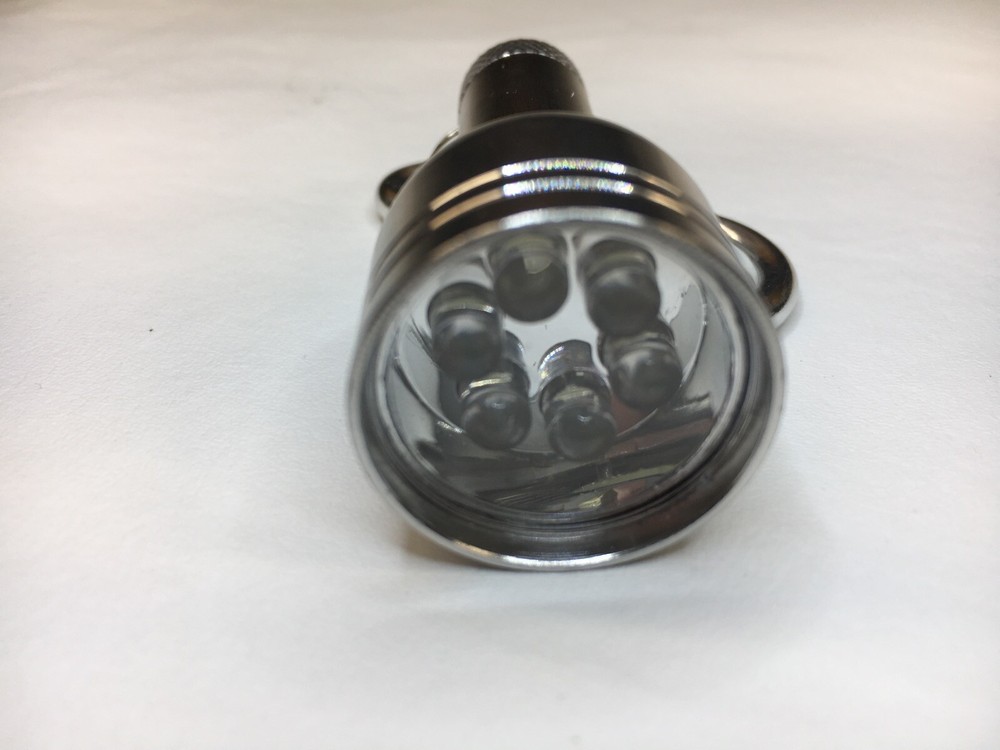 6  LED Flashlight with Metal Carabiner