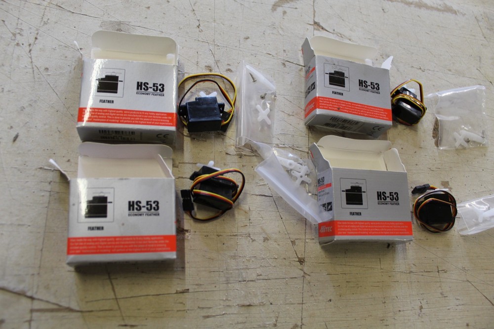Hitec, HS-53 Feather Servos X4, New