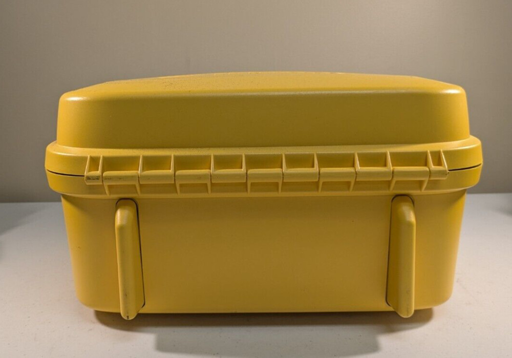 Trimble Hard Carry Case for Trimble Battery Kit 28730034 Used