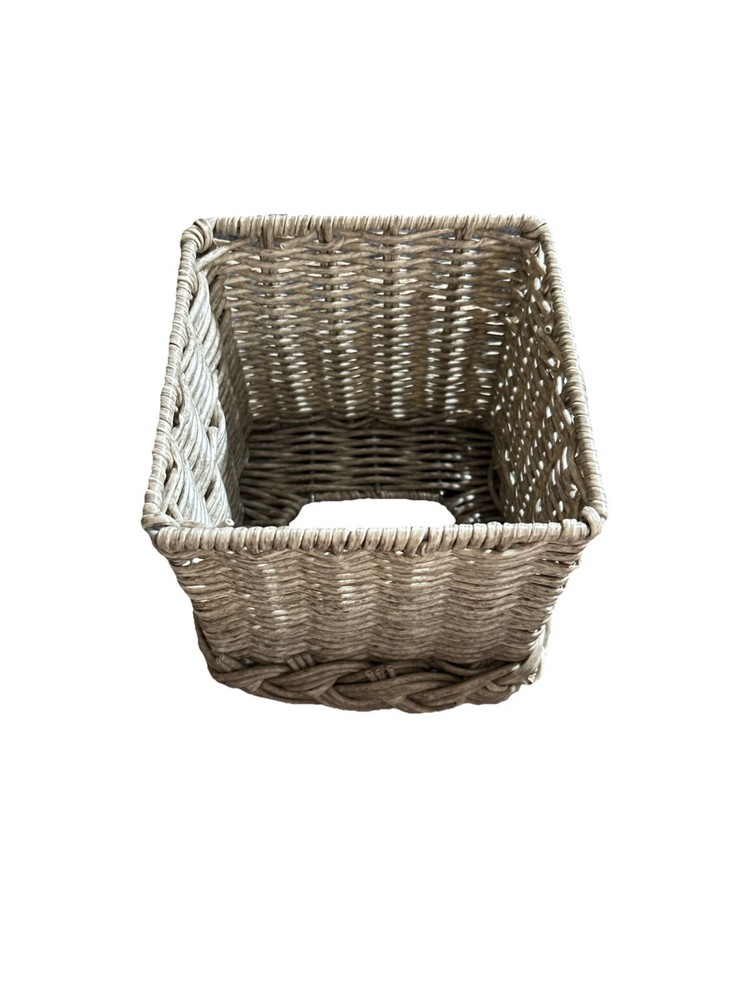Gray Wicker Tissue Box Cover 6x6