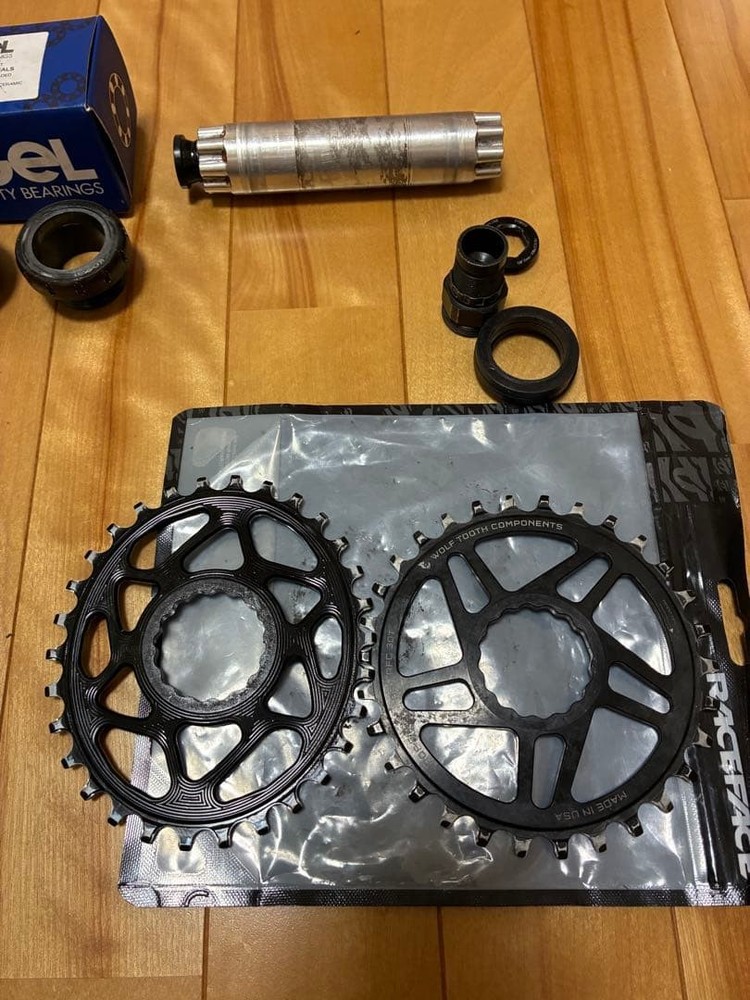 Race Face carbon cset 2 sets, power meter specification, BB and other