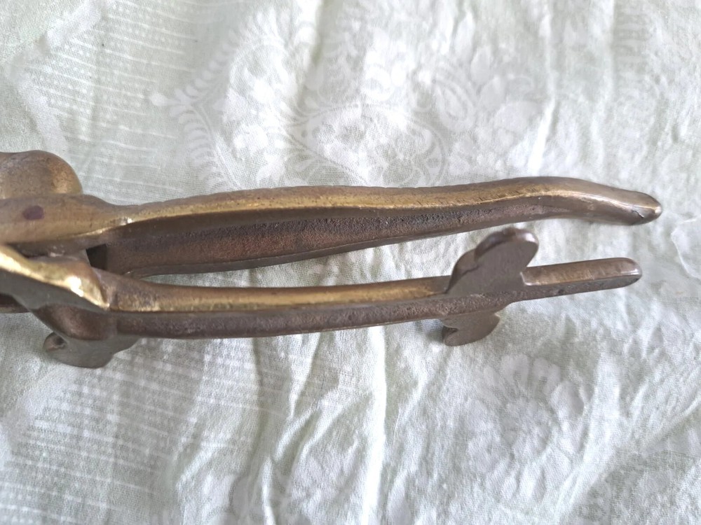 Orig. Old Cast Iron Crocodile Figural Gator Nutcracker NICE! Made in England