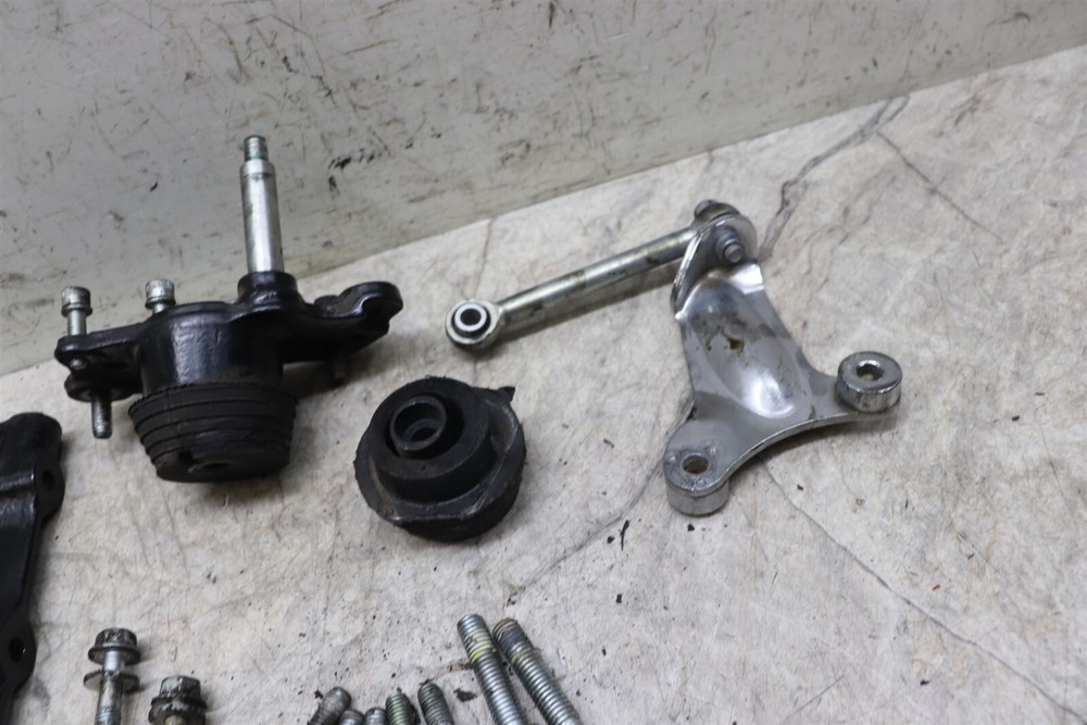 2009-2013 Harley Road Glide Engine Mounting Bolts & Brackets