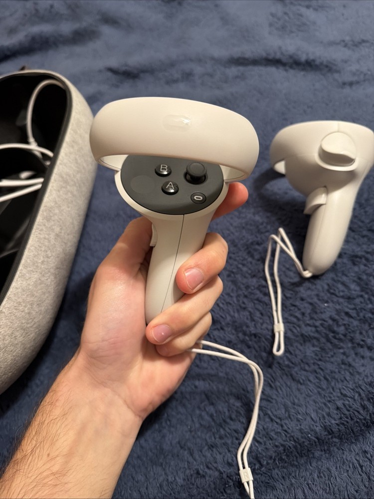 OCULUS QUEST 2 VR HEADSET 128GB MINT