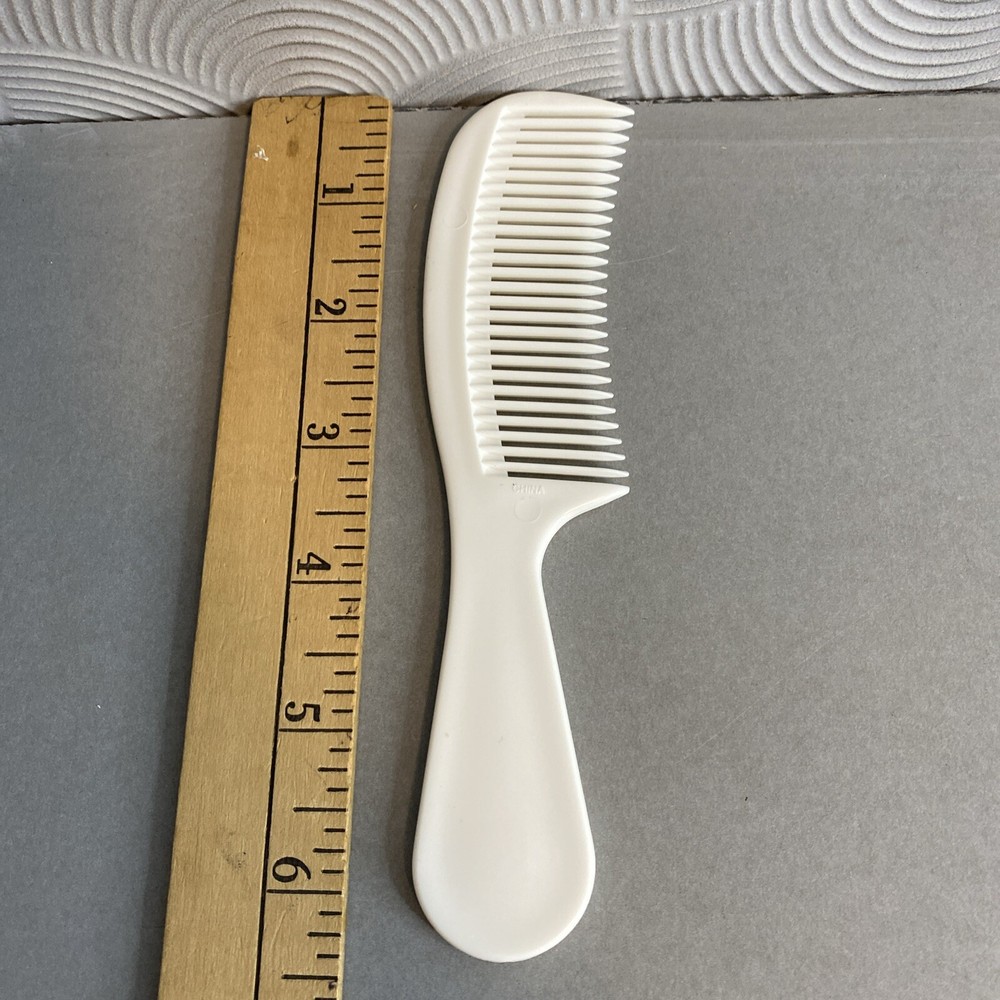 Vintage Estee Lauder Comb Plastic 6 1/2” White