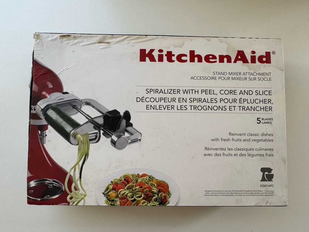 KitchenAid KSM1APC Spiralizer Attachment Peel Core Slice Complete Used Box
