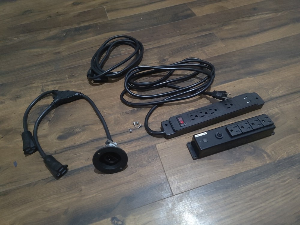 Mac tools tech Tool Box power accessorys American Power Panel And Draw