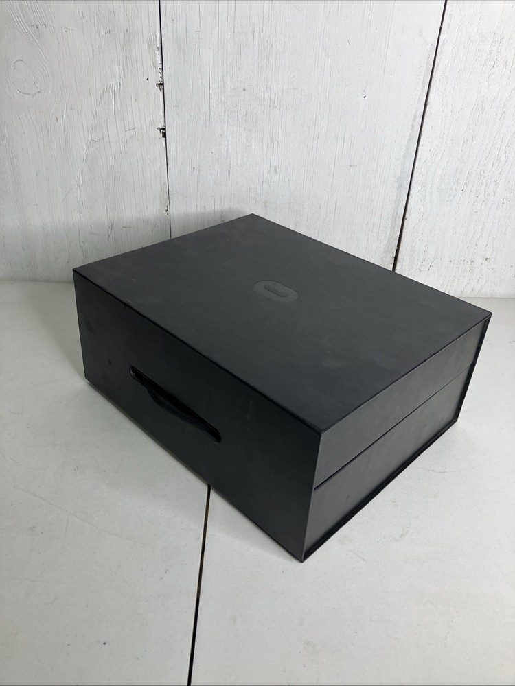 Oculus Rift CV1 Original Set for PC Virtual Reality Headset w/ Xbox Controller