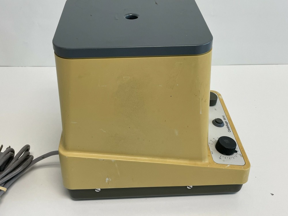 F9: Eppendorf 5414 Centrifuge with Rotor