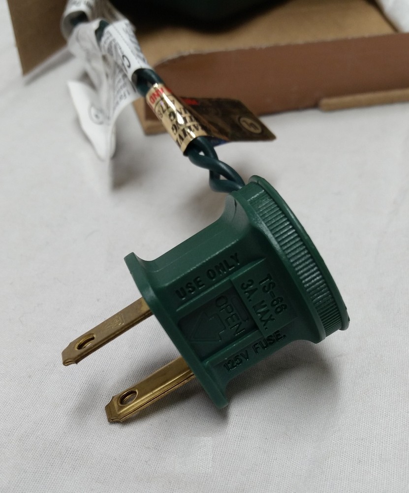 GE 100 Miniature Lights Energy Smart ConstantOn Pure White