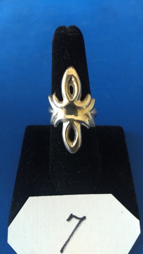 Vintage Native American Sterling Ring size 7