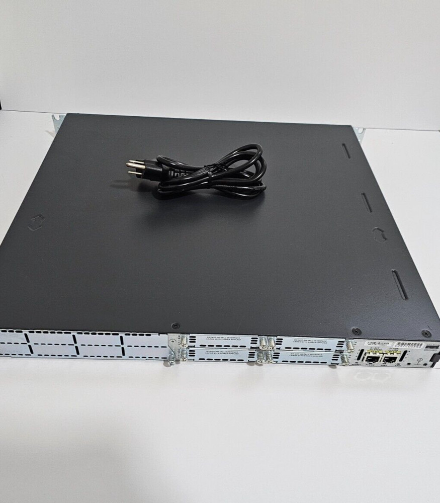 CISCO C2811-VSEC/K9 2811 Voice Security Bundle,PVDM2-16,Adv IP Serv,128F/512D