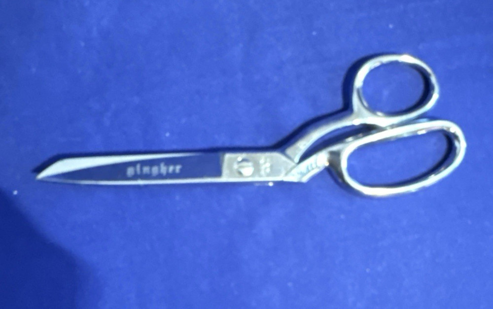 Gingher 8 inch Tailor Scissors with Knife Edge