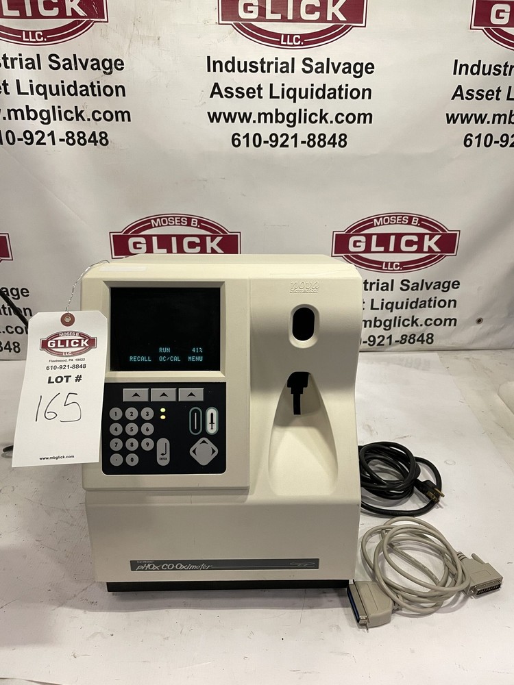 NOVA STAT PROFILE pHOX CO-Oximeter Cell Gas Analyzer Lab Analyzer System