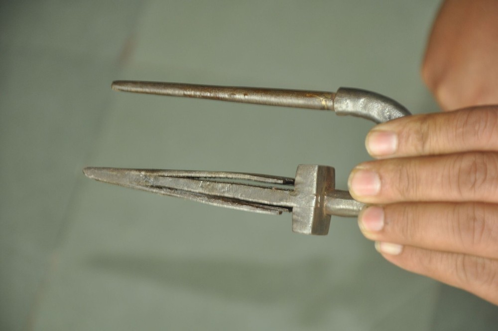 Vintage Unique Shape Iron Handcrafted Solid Heavy Strip System Padlock