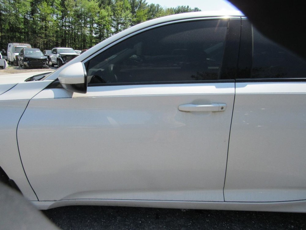 ACCORD 2018 Glove Box 1045404