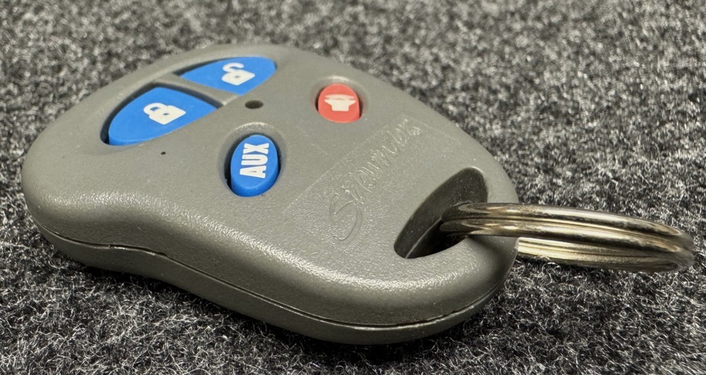 SIDEWINDER 476S EZSDEI476 4-Button Remote Control Case/VIPER OR PYTHON/GOOD COND