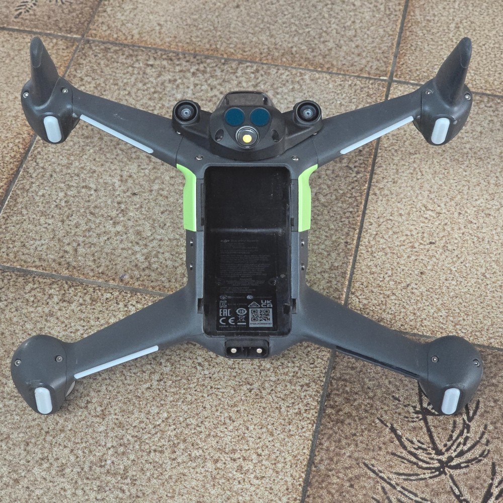 Hacked DJI FPV Drone - Unrestricted Altitude - Doesn't Record Video