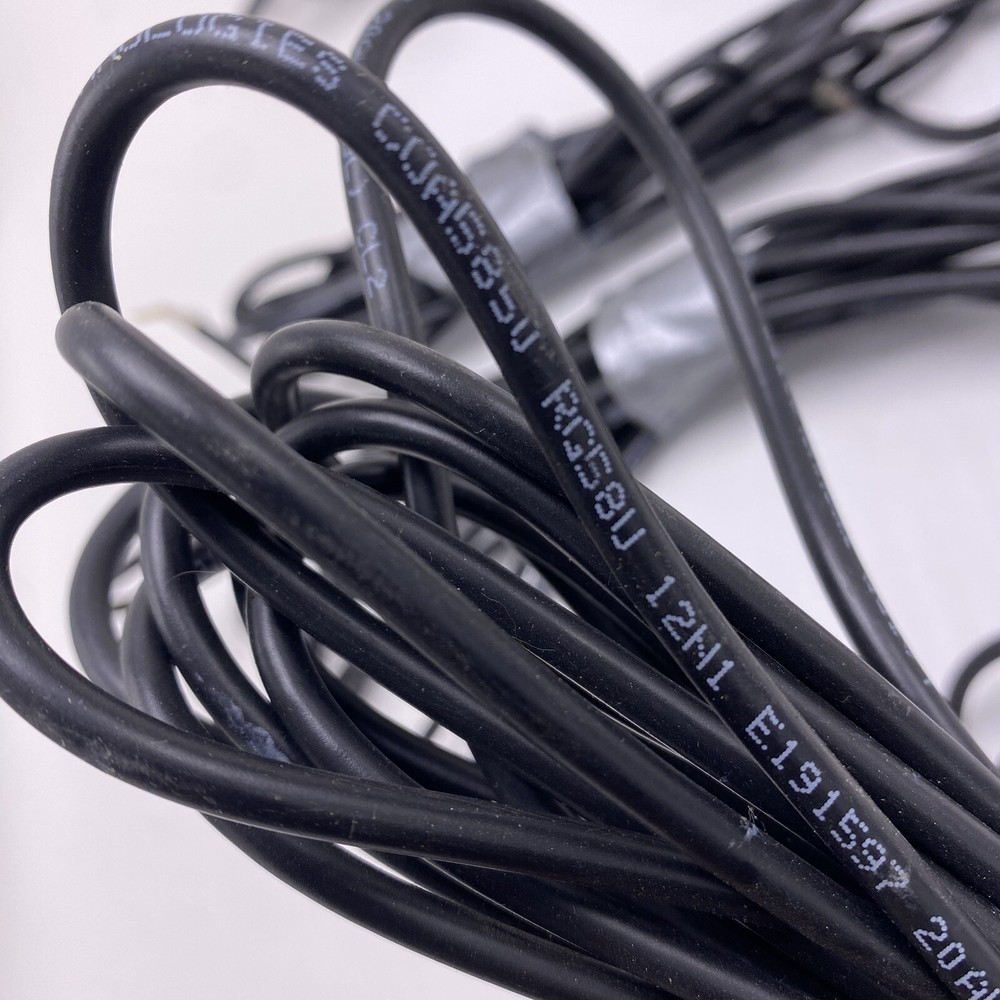 Laird Technologies Antenna Cables w/Mount