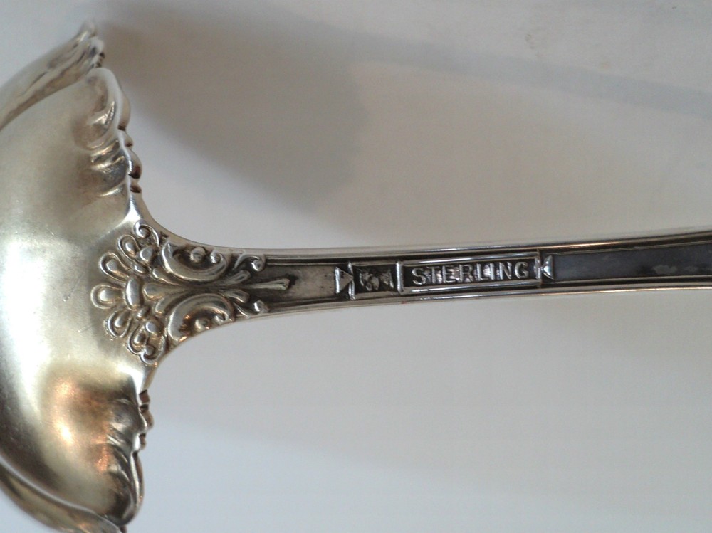 INTERNATIONAL SILVER STERLING SAUCE LADLE "CHESTER" PATTERN