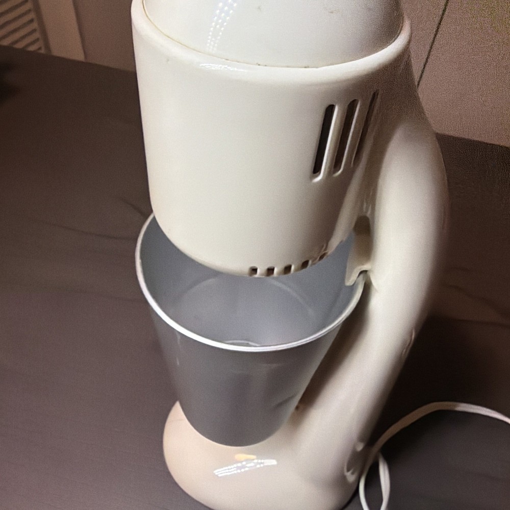 Walgreen's The Shake Shoppe Milkshake Maker Mixer - Model MS-1