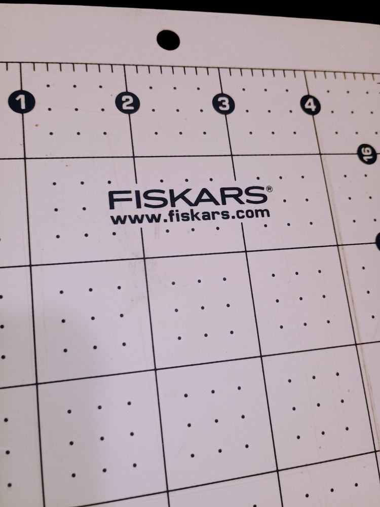 FISKARS 16x4 Cutting Mat Ruler