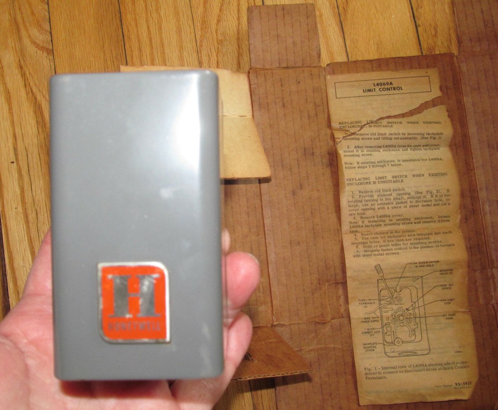 Honeywell Limit Control L4069A10782 NOS