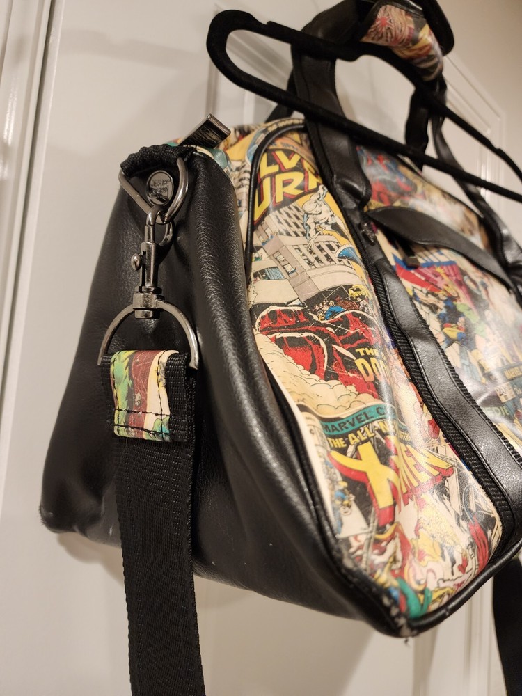 Retro Marvel Dufflebag In Comic Book Print With Shoulder Strap Excellent Shape