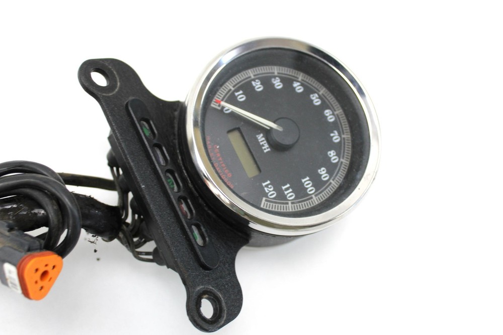2002 02 Harley FXD Dyna Super Glide Speedometer Odometer Gauge Display Riser