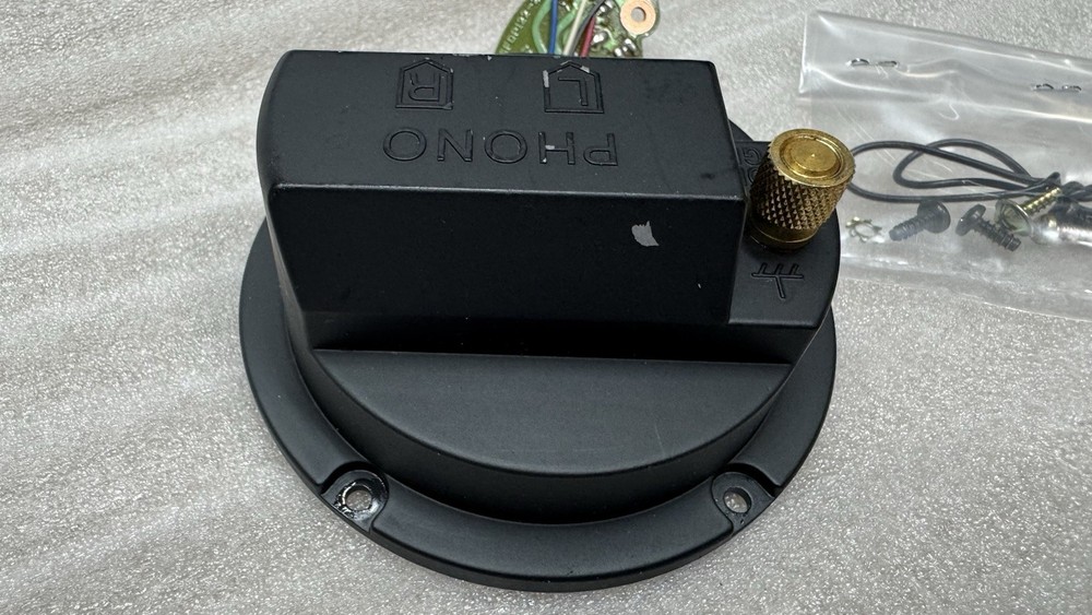 Technics Sl1200 Mk4. Phono Connection