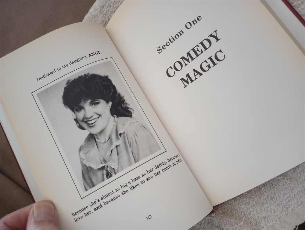 The Comedy Magic Textbook by David Roper, David Ginn Brand New OOP