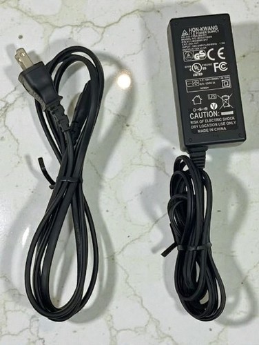 Denon DN-MC6000 Professional DJ Controller 4-Channel USB Mixer Traktor Serato