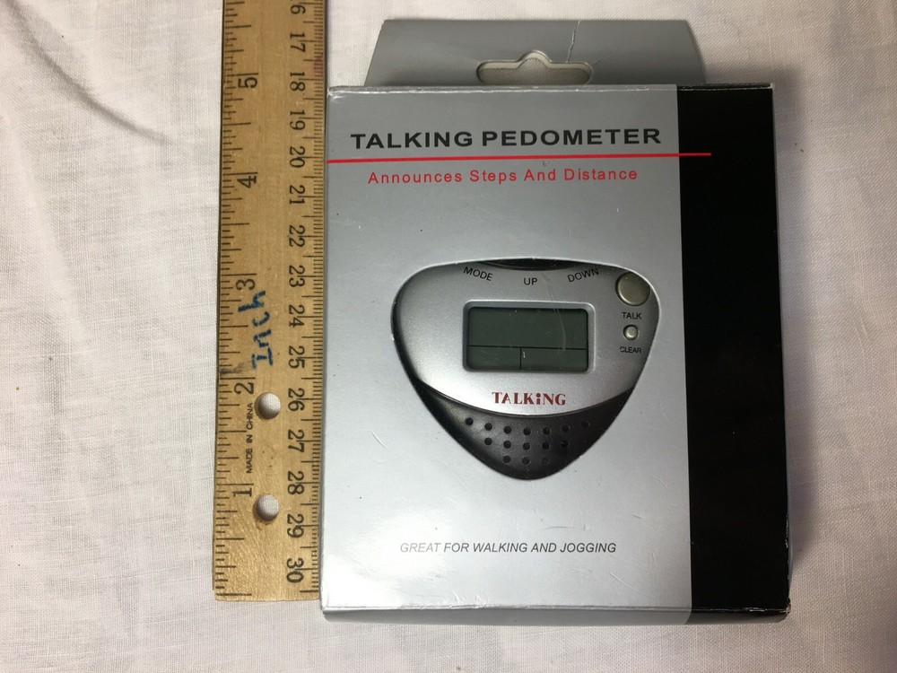 Talking Pedometer Announces Steps and Distance SP0290