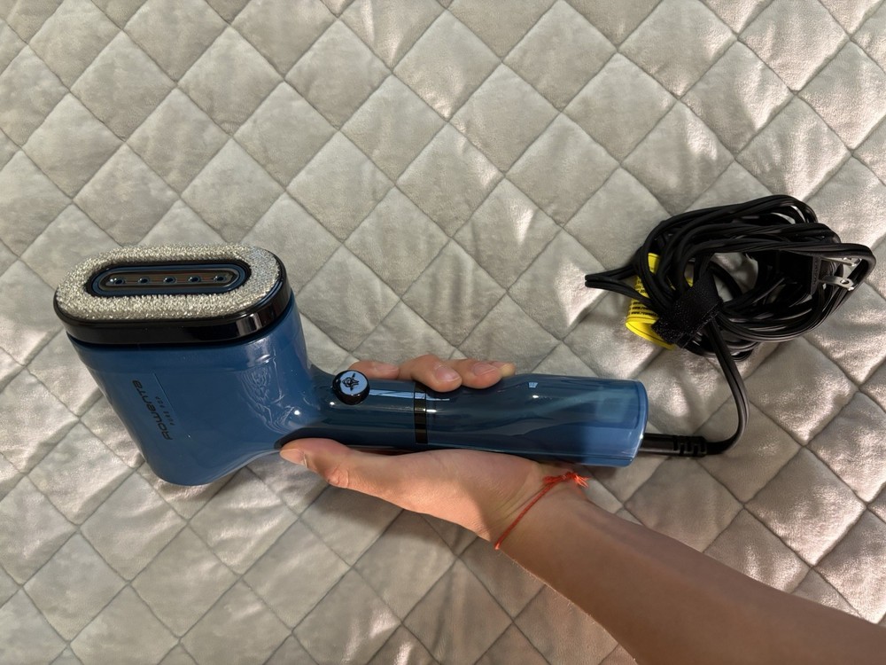 Rowenta Pure Pop Handheld Fabric Steamer
