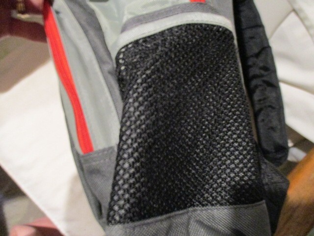 NORTHWEST TERRITORY Vint Backpack Mesh Side Pockets 2Front Pockets Zipper Close