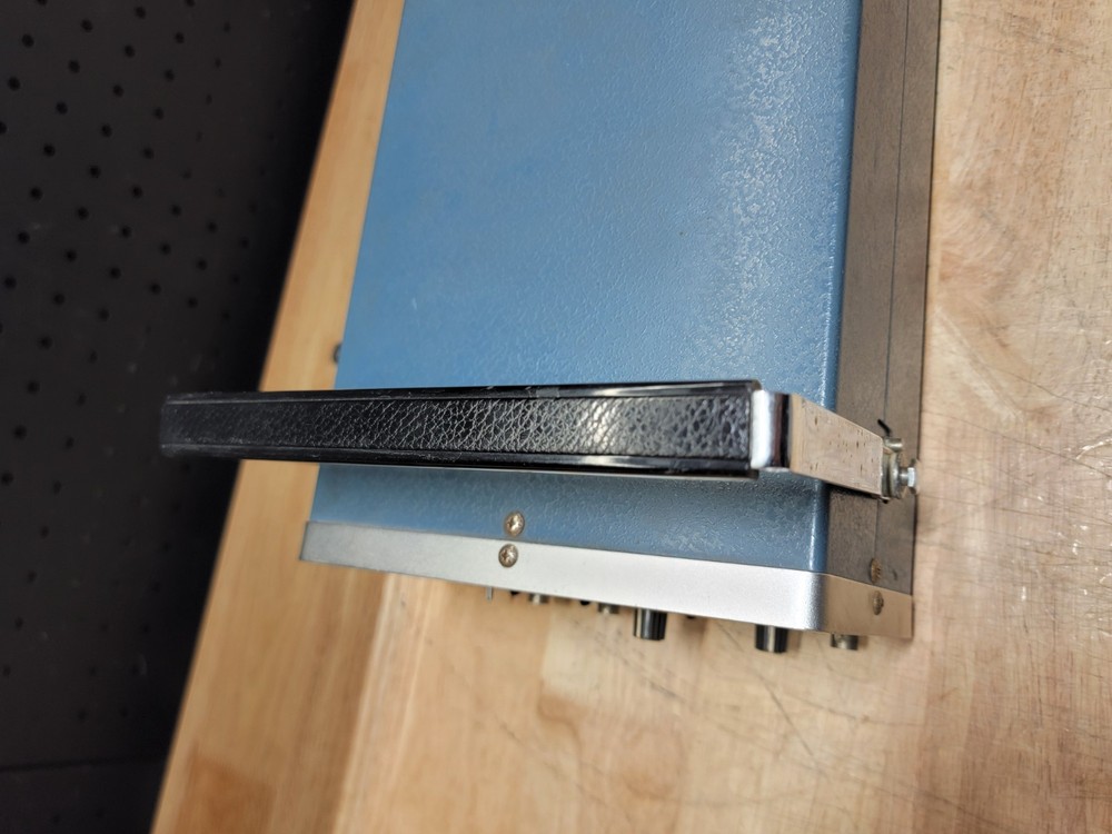 Leader Model LCG-396 NTSC Pattern Generator POWERS ON! *READ BELOW*