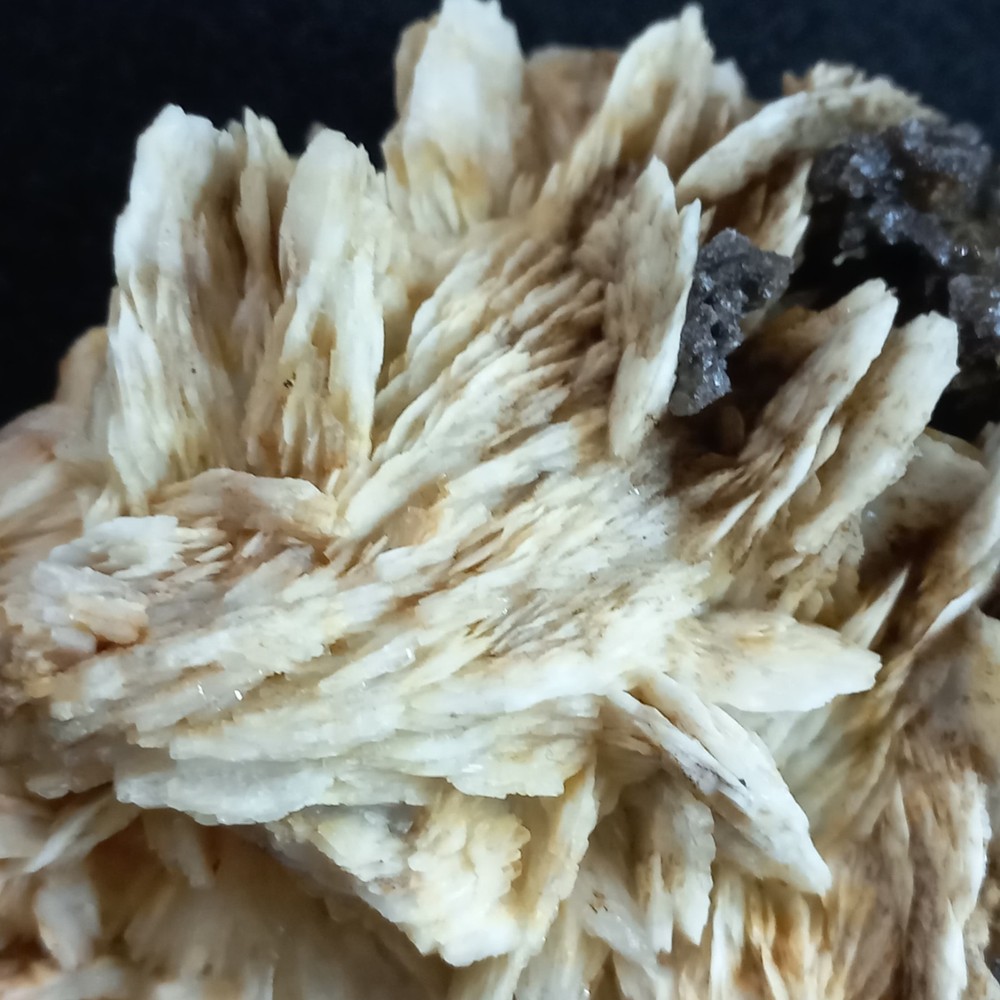 Barite, Calcite