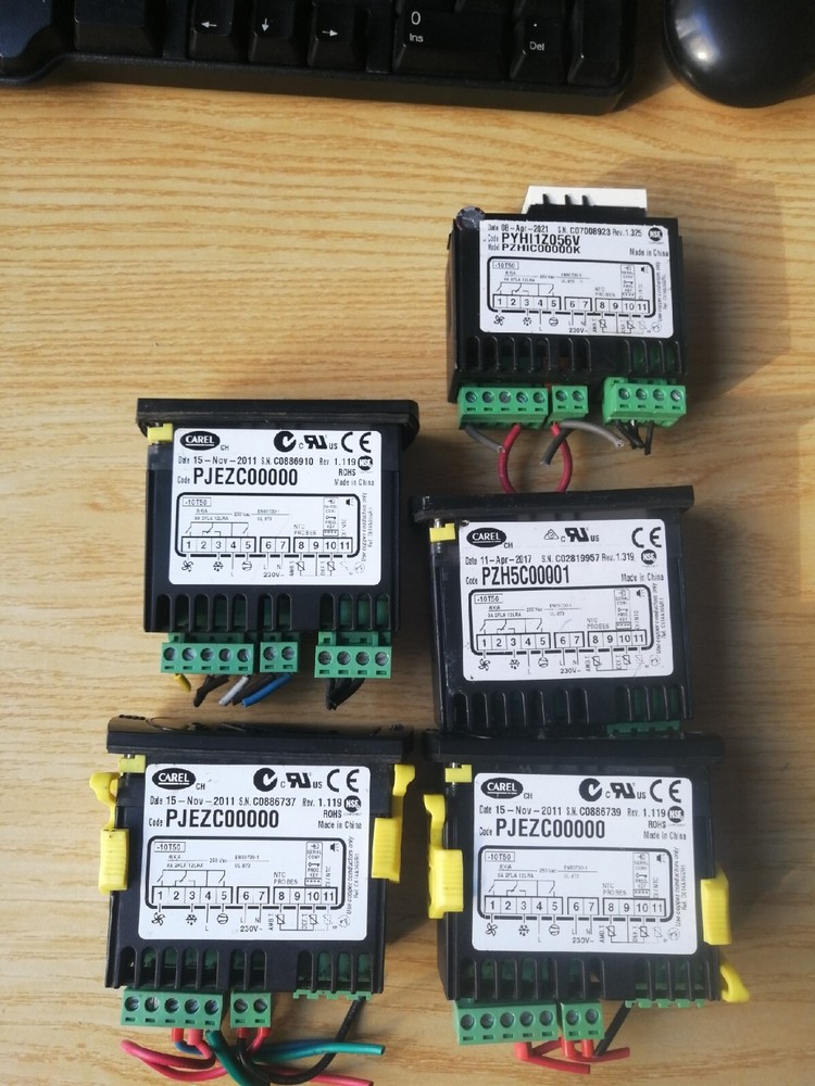 1 Pc USED CAREL PJEZC00000 Temperature Controller